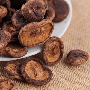 整香菇-VF整香菇-整香菇OEM—凱達(dá)恒業(yè)產(chǎn)品